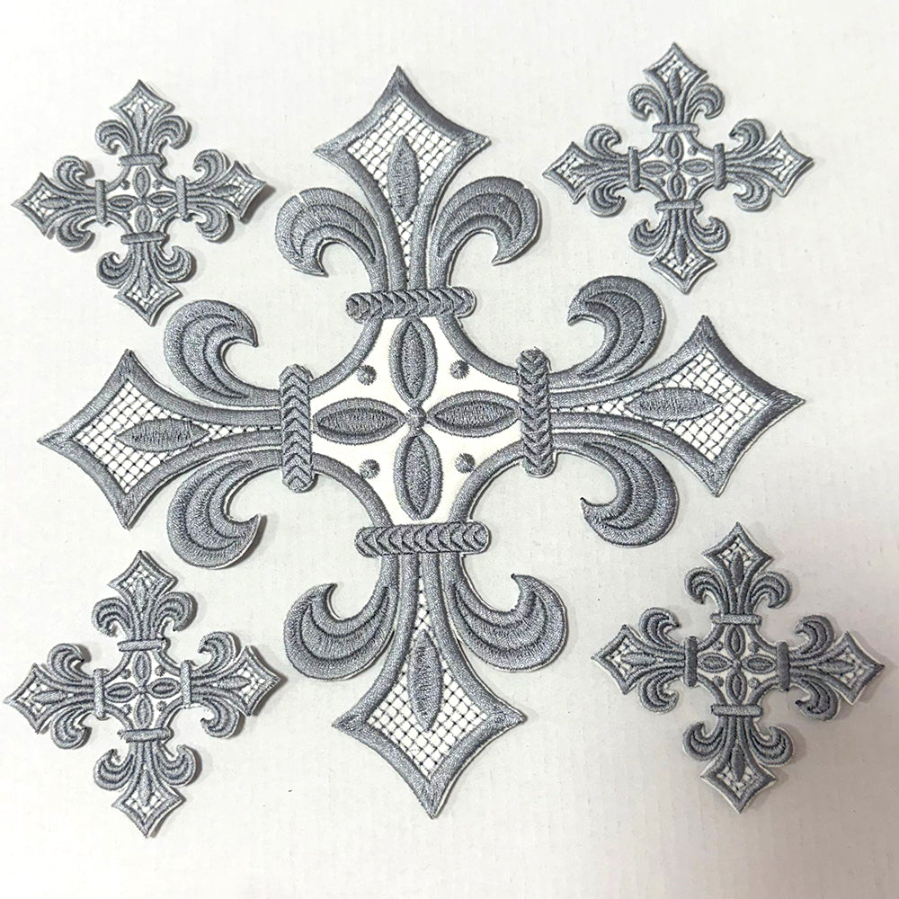 Set Cruci Brodate Argintii