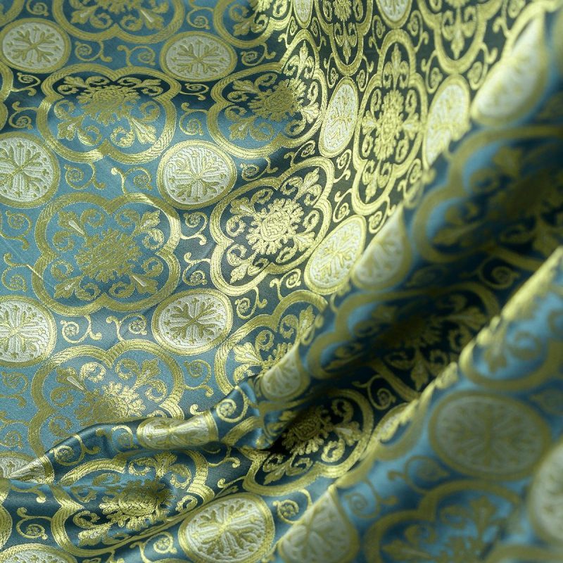 Material Vesminte Preotesti